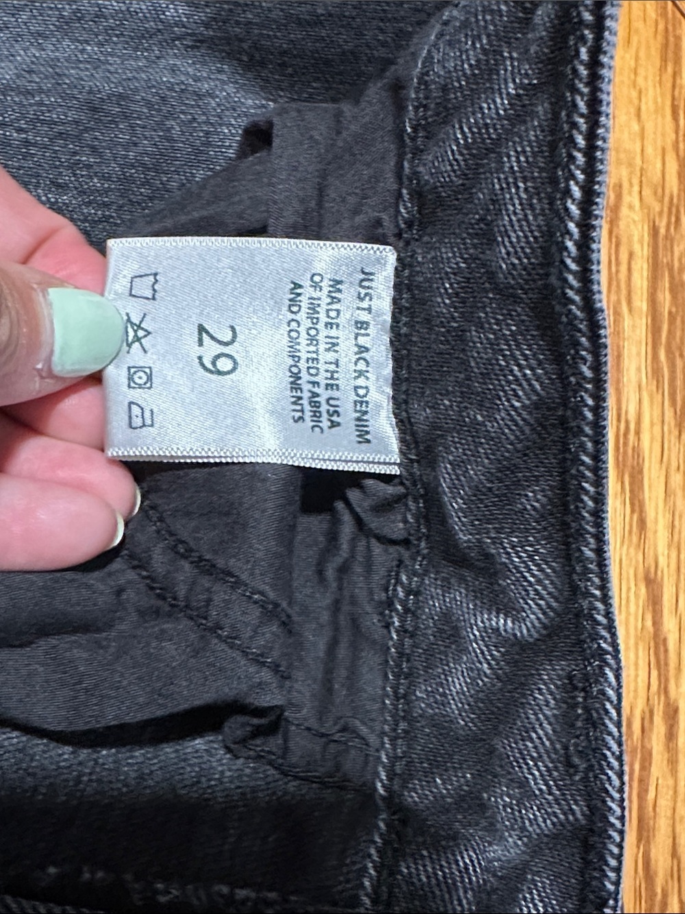 *JUST BLACK* Black Raw Hem High-Rise Straight Leg Denim Made In USA Jeans Sz 29 - Picture 4 of 8